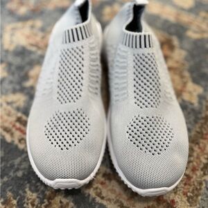 Tiosebon Knit Slip On Sneakers Gray Lightweight Comfort Shoes Size 41